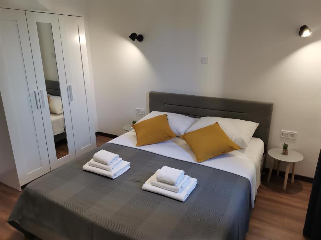 Apartment Dragana, Jezera, Island Murter Exteriör bild