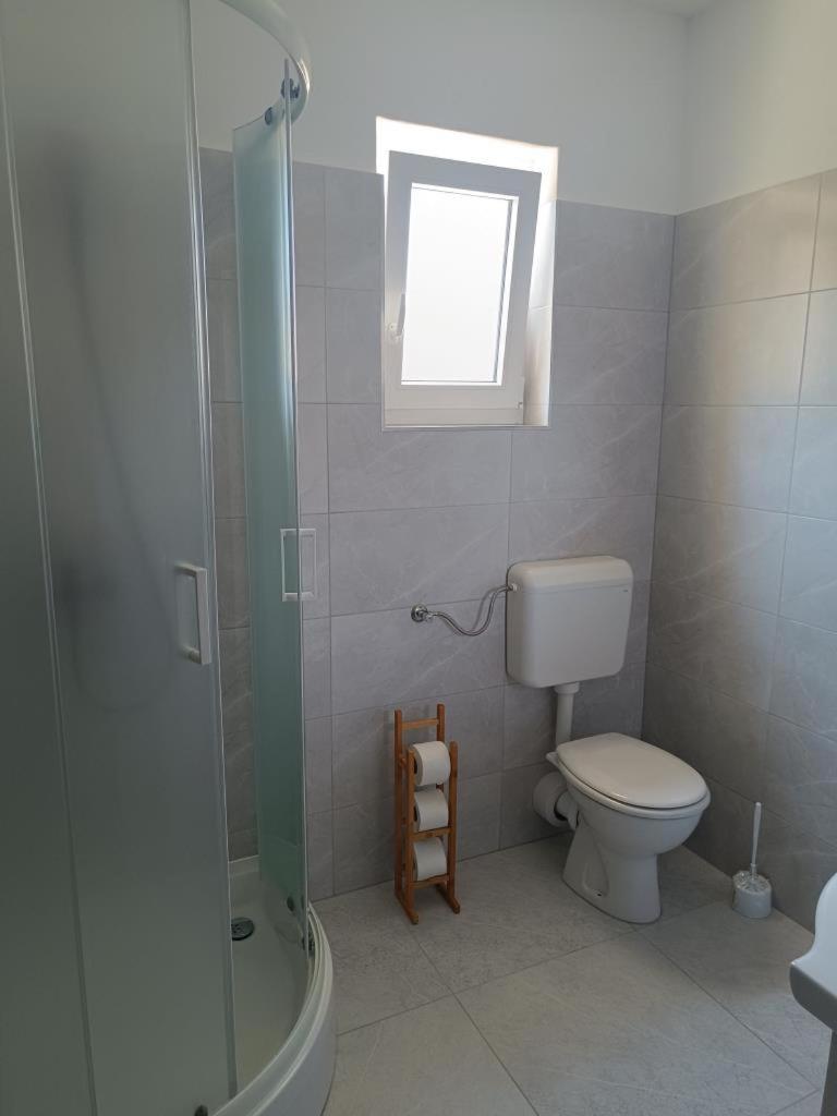 Apartment Dragana, Jezera, Island Murter Exteriör bild