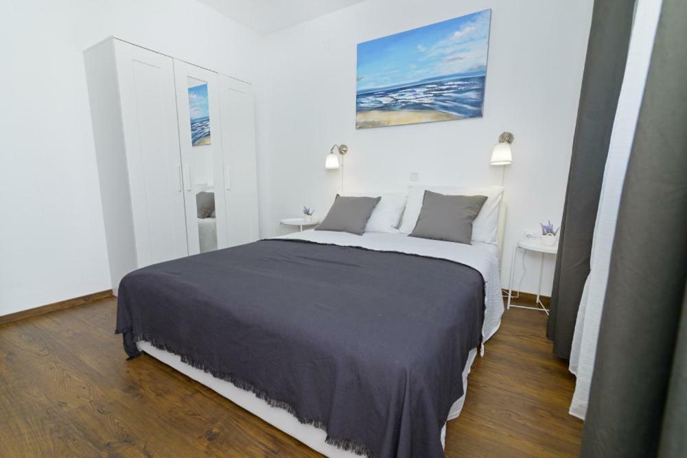 Apartment Dragana, Jezera, Island Murter Exteriör bild